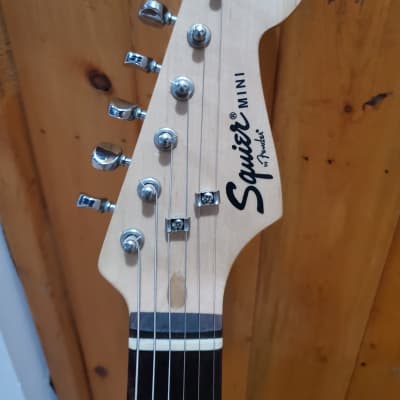 Fender Squier Mini Stratocaster and Frontman 10 watt Amp 2016 image 6