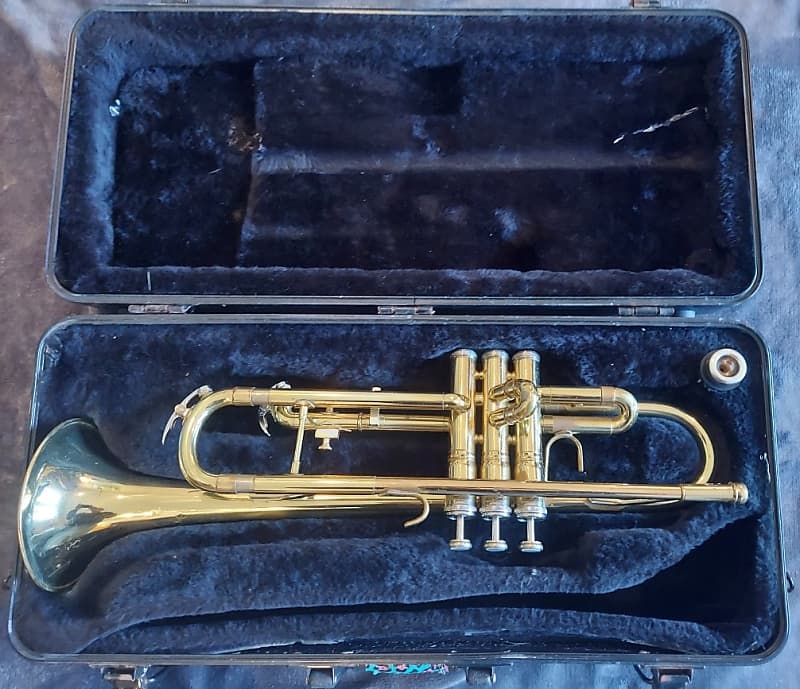 Conn Director 23B Trumpet, USA, with Conn case and mouthpiece.