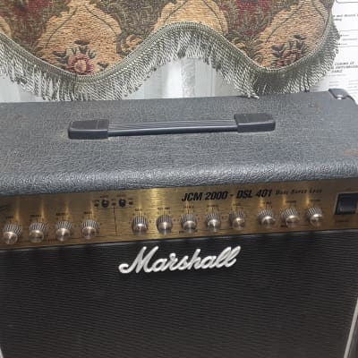 Marshall JCM 2000 DSL 401 Dual Super Lead 2-Channel 40-Watt 1x12