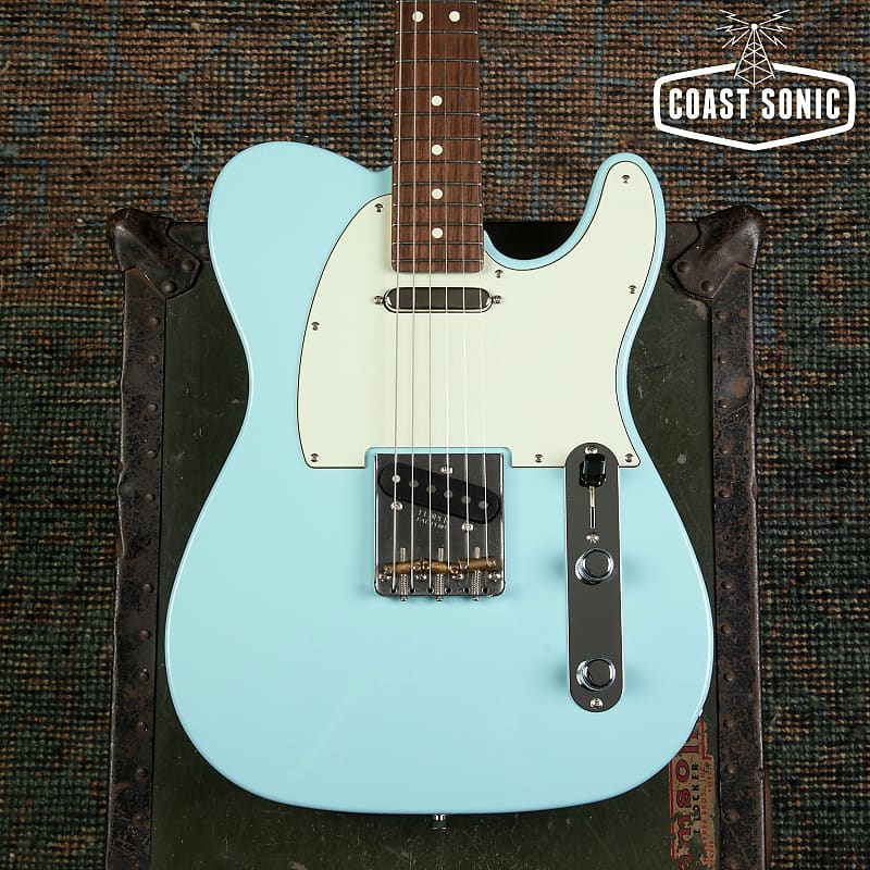 2023 Fender FSR Hybrid II Telecaster Daphne Blue w/ Matching