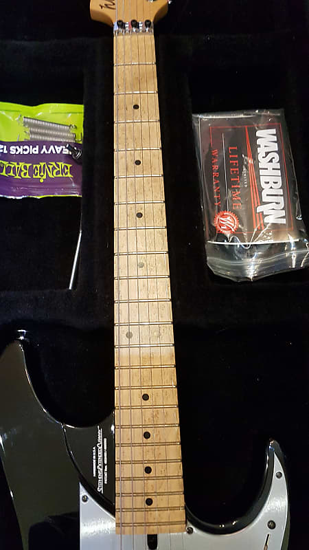 ゼマイティス風！washburn N5用.アノダイズドアルミP.G. nuno