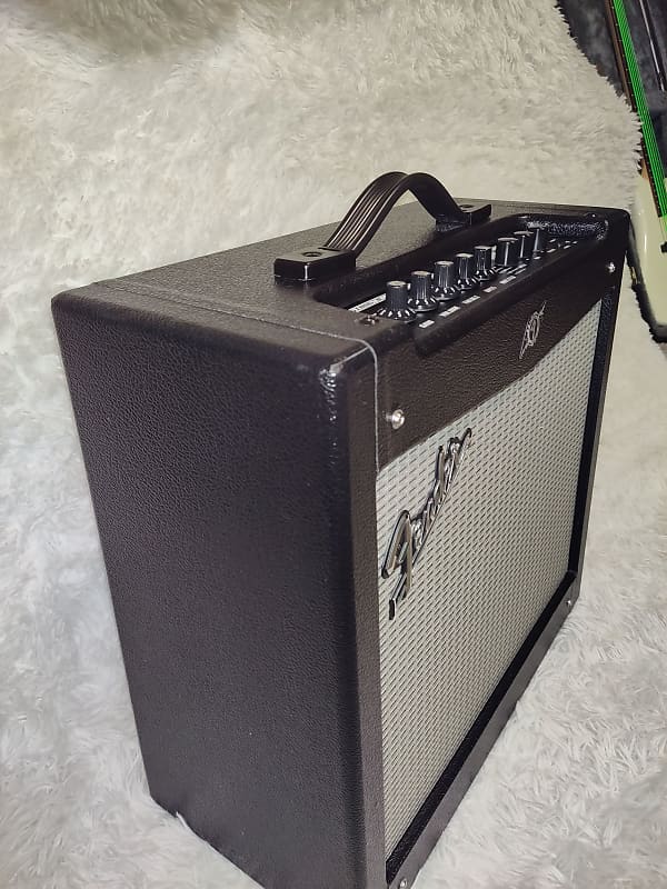 Fender Mustang II V.2 40-Watt 1x12