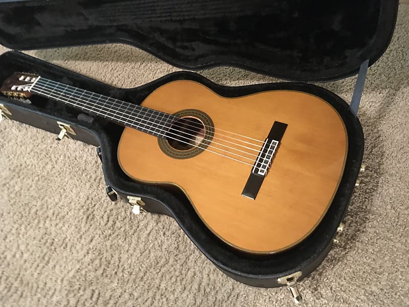 Yamaha C-300 concert classical guitar 1970s Solid Spruce and