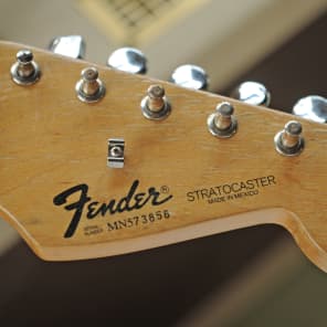 1995 mim deals fender stratocaster specs