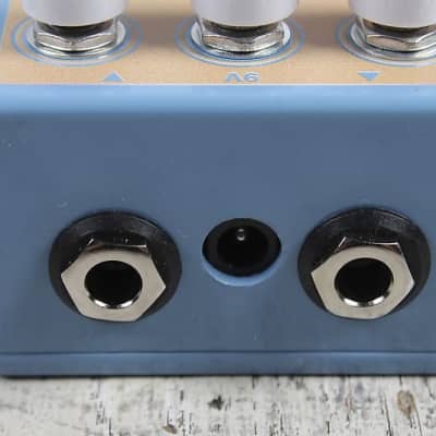 EarthQuaker Limited Edition Bit Commander Electric Guitar Octave Effects Pedal image 9
