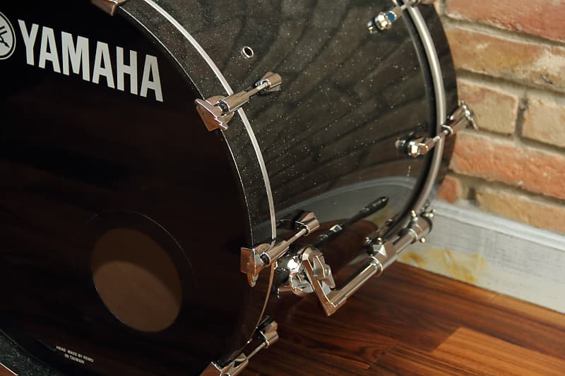 Yamaha Maple Custom Absolute Nouveau Drum Set