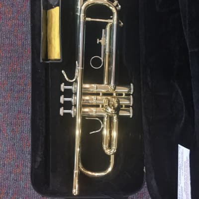 Bach Intermediate Trumpet Model TR200 Lacquer Made in USA Serviced, Warrantied! image 8