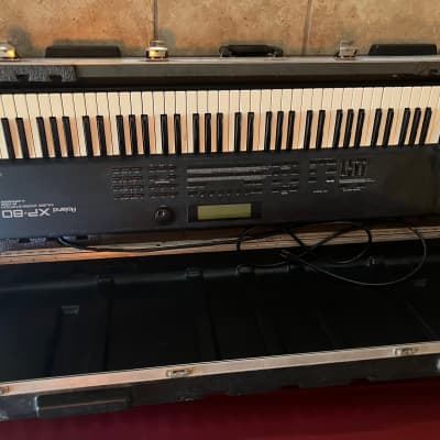 Roland XP-80 76-Key 64-Voice Music Workstation Keyboard 1999 - 2004 - Black