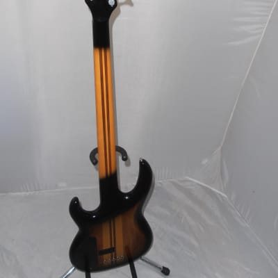 Carvin LB75  5 string bass with OHSC image 3