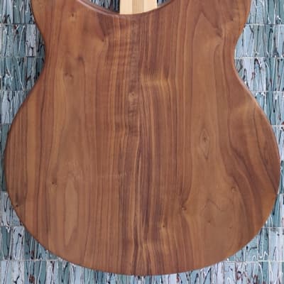 Rickenbacker 330, Walnut image 2