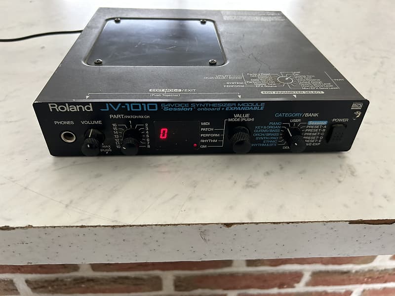 ROLAND ローランド JV-1010 音源モジュール Roland JV-1010 | Vintage Synth Explorer