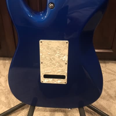 Tom Anderson Guitarworks T Classic solid body 2018 Candy apple blue image 9