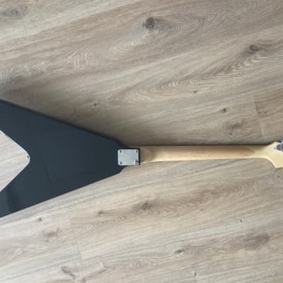 Paul Stanley Flying V - a guitar for Kiss fans image 4