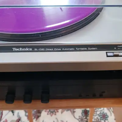 Technics SL-D20 Semi-Automatic Direct-Drive Turntable With A Shure/Realistic RXP3 Cartridge image 3