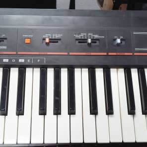 Used Casio CASIOTONE CT-102 KEYBOARD Keyboard 49-Key image 4