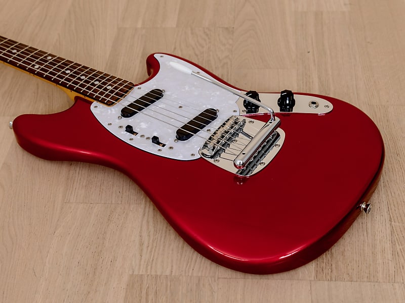 2014 Fender Mustang '69 Vintage Reissue Candy Apple Red MG69 2014 Fender Mustang '69 Vintage Reissue Candy Apple Red MG69