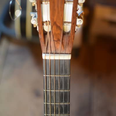 Beneteau 000-12 Acoustic Guitar -  Honduras Rosewood Back & Sides image 5