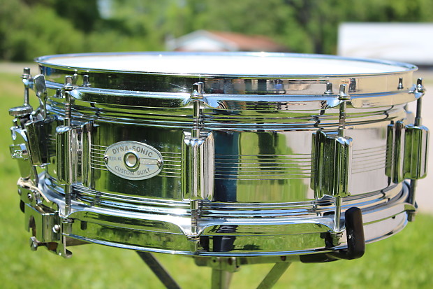 Rogers "7-Line" Dyna-Sonic 5x14" Chrome Over Brass Snare Drum with Beavertail Lugs 1963-1967 image 4