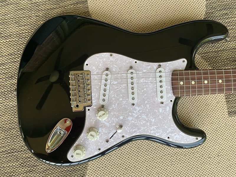 1996 Fender Stratocaster MIM | Reverb