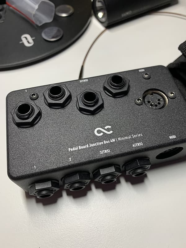 One Control Pedalboard Patchbay 4M Reverb