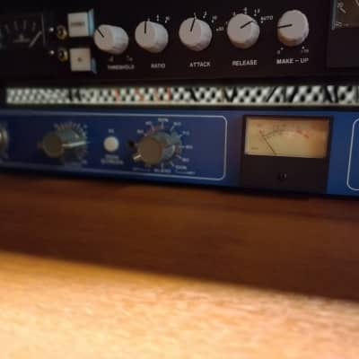 Kahayan Vintage 80 series Stereo mix bus for sale image 4