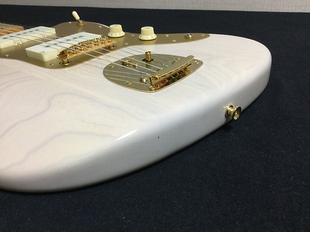 Fender Japan Jazzmaster JM66G Limited Edition Ash body Maple