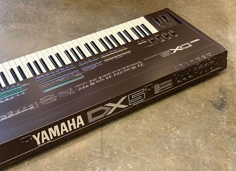 Rare YAMAHA DX5 Digital Programmable Algorithm Synthesizer Japan 🇯🇵