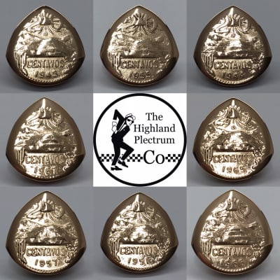 The Highland Plectrum Co. One King George VI 1938 Bronze Half Penny Coin Plectrum. image 6