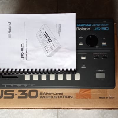 Roland JS-30 Sampler 4Mb expanded with original box and cable