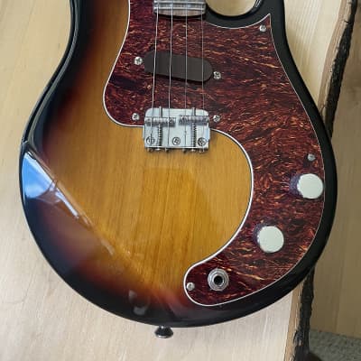 弦楽器 fender mando strat mandocaster Fender Mando-Strat 8 Sunburst 2014 – Chicago Music Exchange