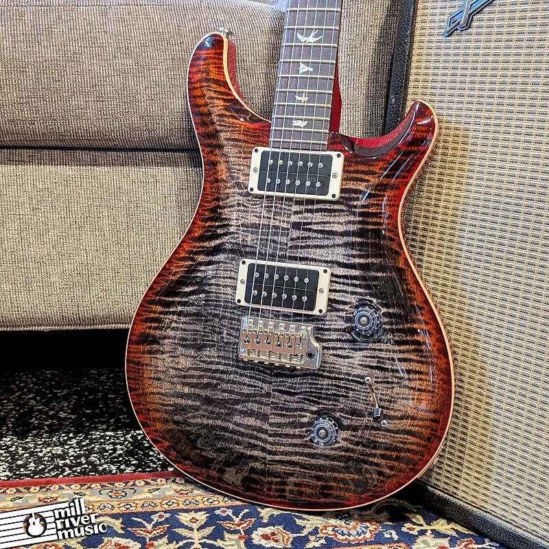 PRS Custom 22 - Charcoal Cherry Burst w/ HSC Used