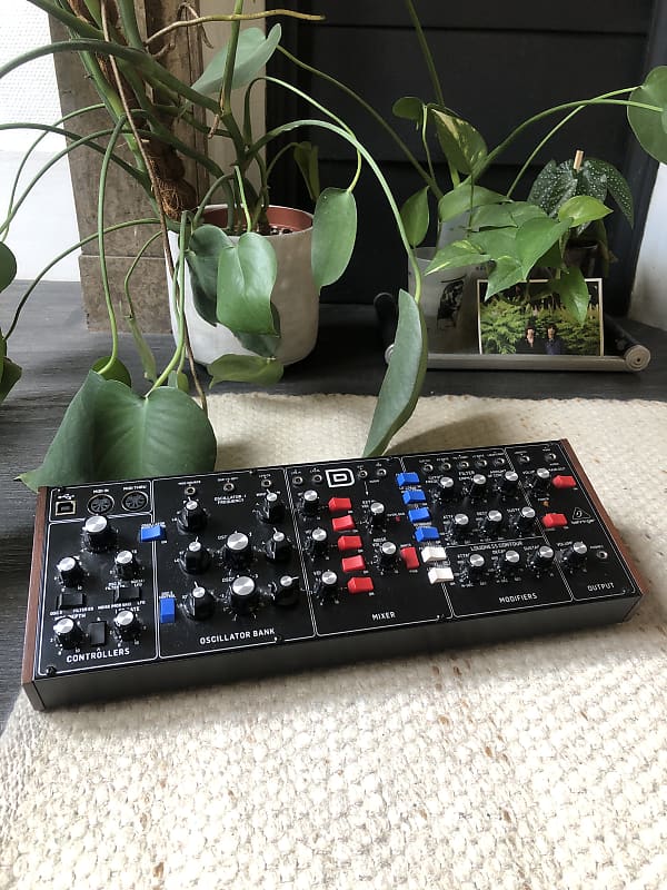 Behringer Model D Analog Synthesizer 2018 - Present - Black | Reverb