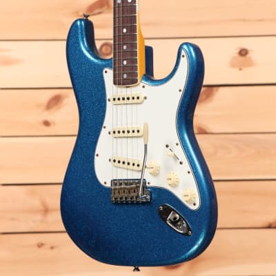Fender Custom Shop Limited 1965 Stratocaster Journeyman Relic - Aged Blue Sparkle - CZ570996 - PLEK'd image 3