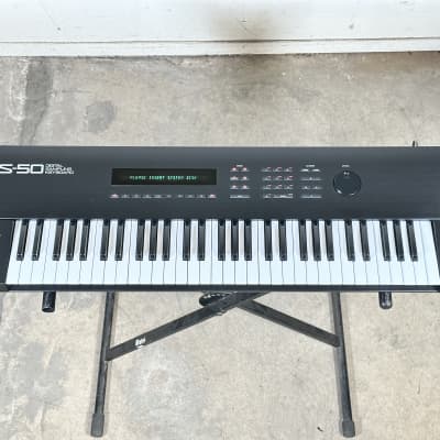 Roland S-50 61-Key Digital Sampling Keyboard 1986 - 1990 - Black