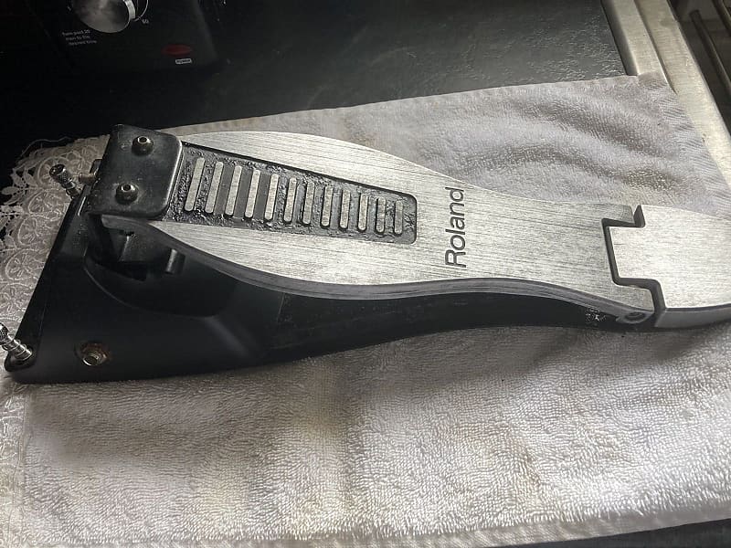 パーカッション・打楽器 Roland FD8 Roland FD-8 [Hi-Hat Control Pedal] ｜イケベ楽器店オンライン