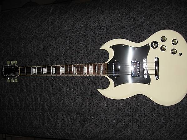 White MIJ Photogenic SG with Gibson deluxe tuners and open book headstock