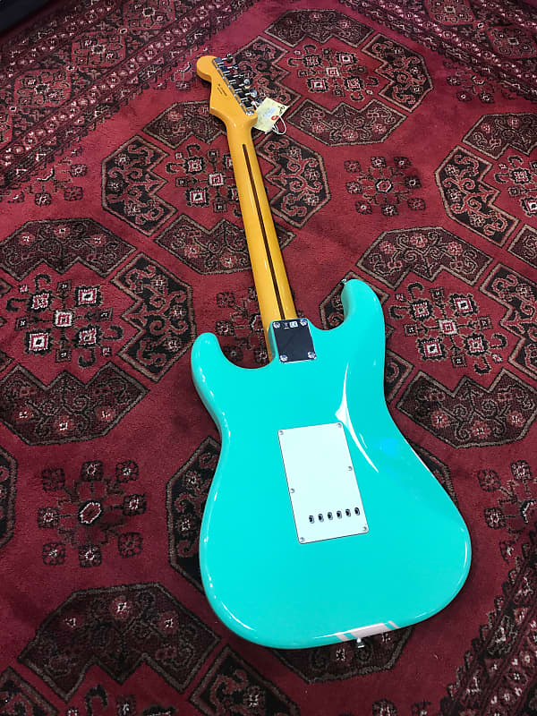 Fender 50's Strat LTD 2018 Seafoam Green with Pink Racing