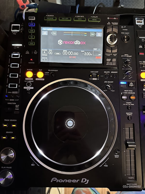 Pioneer CDJ-2000NXS2 Nexus Pro-DJ Multi Player | Reverb