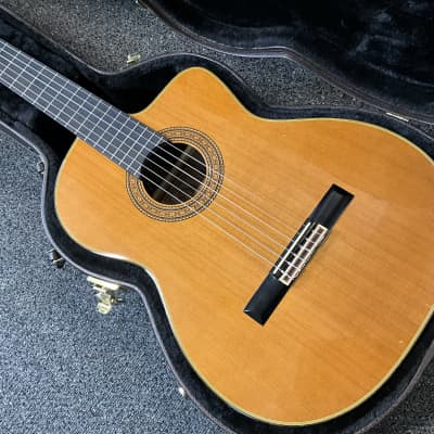Takamine CP-132 SC classical-electric guitar handcrafted in Japan 1992 in excellent condition with beautiful original takamine hard case image 13