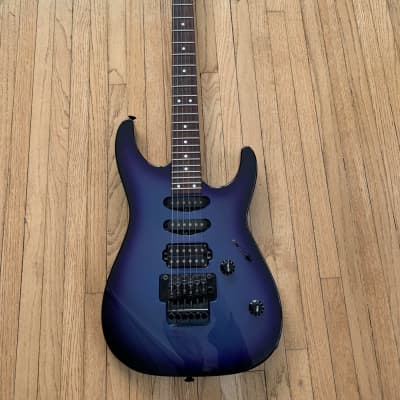 【超安い】 Charvel CDS-055-SSH MBPS 1993 - 1994 Metallic Blue | Reverb ギター