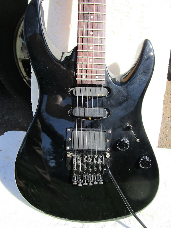 Yamaha RGZ Series Guitar, 1988, Japan, Black, EMG Pickups, 24 Frets, Gig Bag