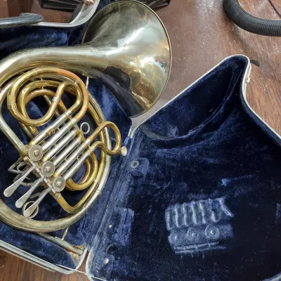 F.E. Olds & Sons Vintage Single French Horn, Fullerton ,California  w/ Hardshell Case image 2