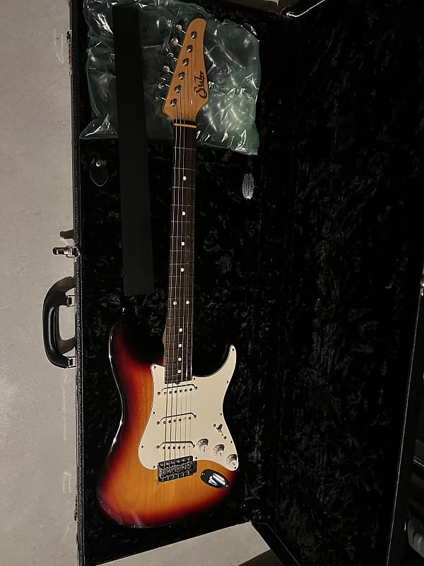 Suhr Classic P Bass - 3 Tone Burst - Eddie's Guitars
