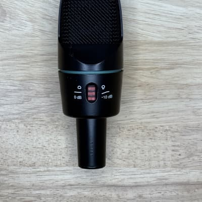 AKG C3000 作動良好 The AKG C3000 & C3000B EXPLAINED! - YouTube