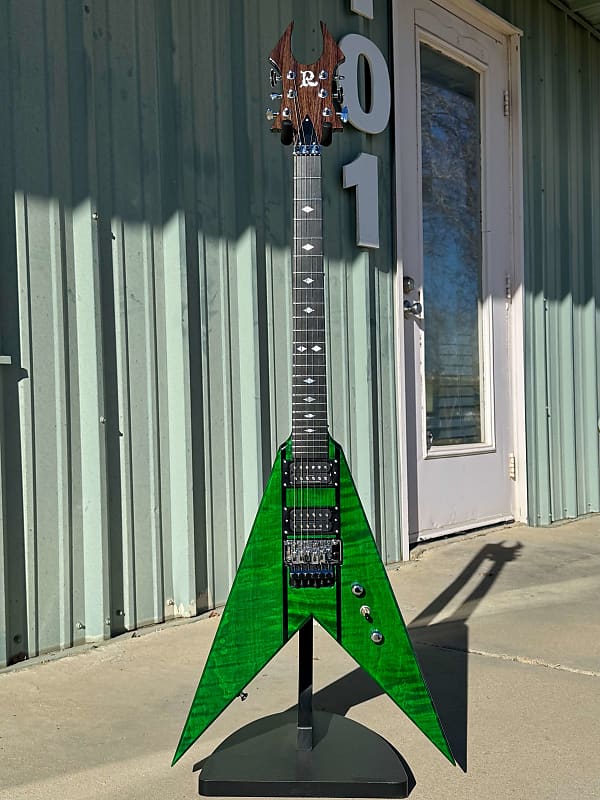 B.C. Rich Custom Shop Speed V 2025 - Transparent Green image 1
