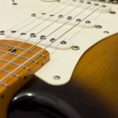 Fender 40th Anniversary American Vintage '54 Stratocaster Sunburst 1994 image 14