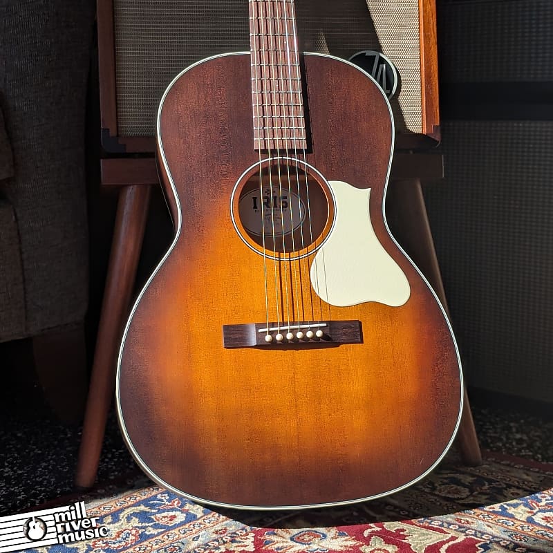 Iris Guitars RCM-000 12-Fret Acoustic Guitar Burst Finish w/ Slotted Headstock & HSC