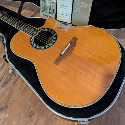 Ovation 1719 Custom Legend