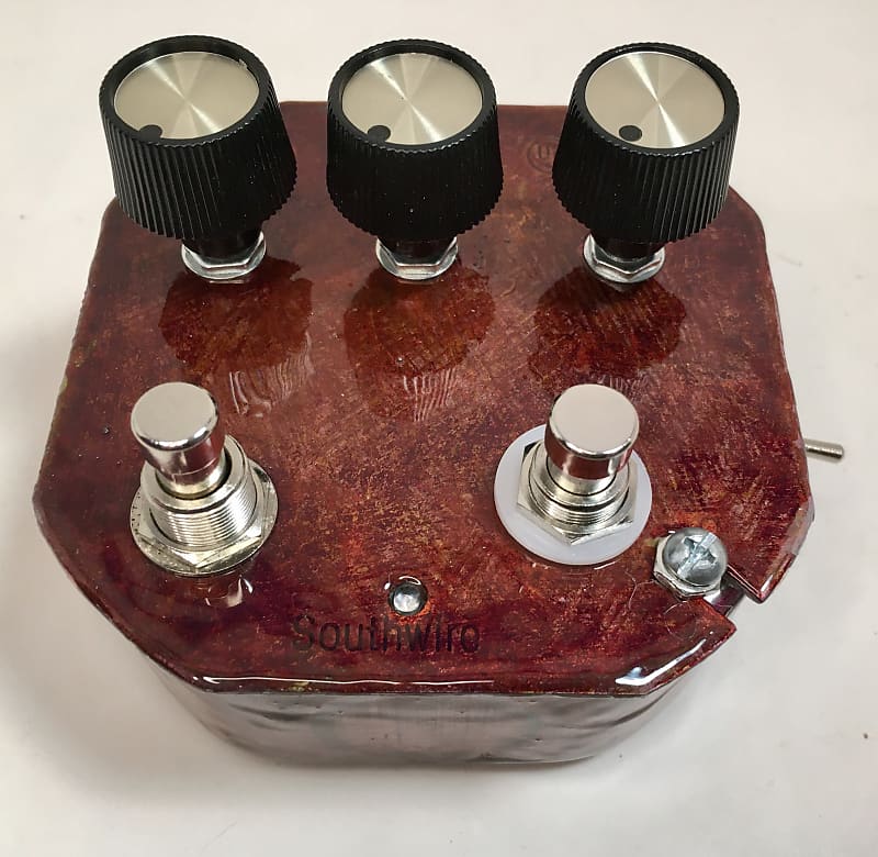 Speebtone DELUXE Bastard Son of Harmonic Jerk-U-Lator Fuzz/Distortion with  Voltage Starve, Fat Boost, Feedback/Oscillation and Momentary On/Off