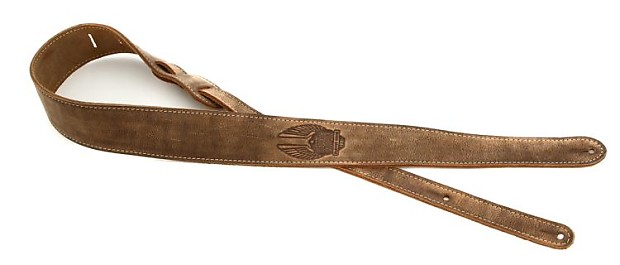 Fender road worn strap outlet